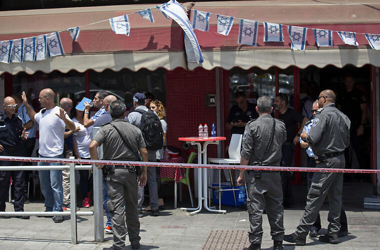 Verletzter bei Messerangriff nahe Tel Aviv Verletzter bei Messerangriff nahe Tel Aviv