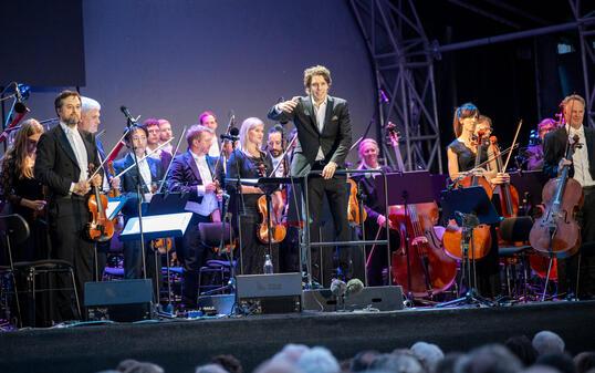 Abschlusskonzert Kevin Griffiths und das Sinfonieorchester Liech