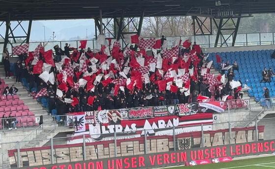 Aarauer Fans im Vaduzer Stadion