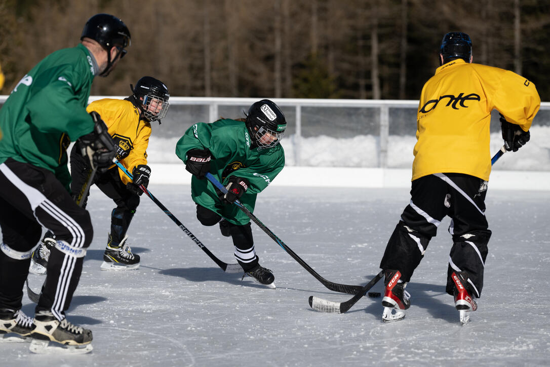 Pond Hockey Turnier in Malbun