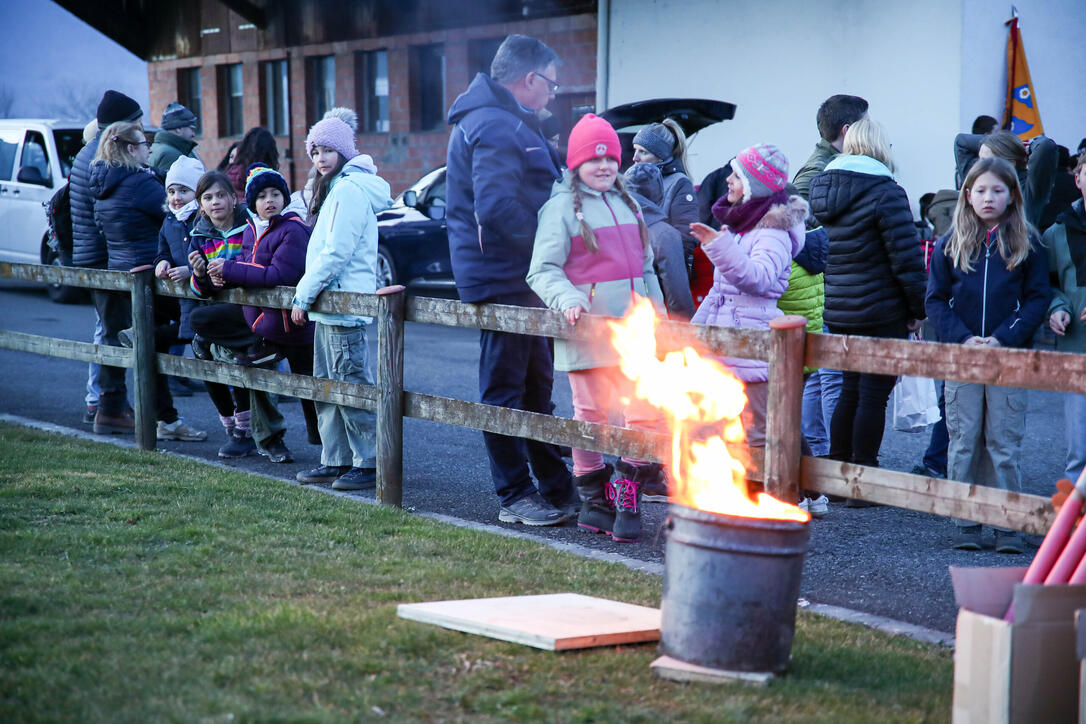 Fackel- und Lampionzug in Gamprin (08.03.2025)