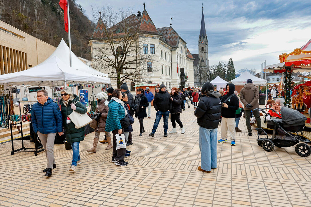 Weihnachtsmarkt, Vaduz, Liechtenstein.