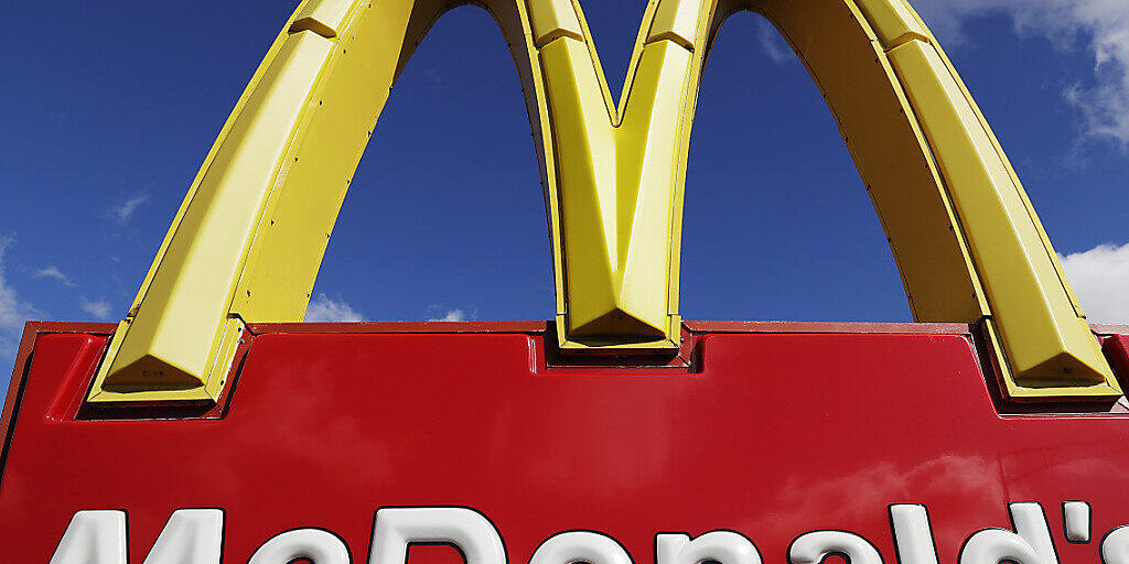 Corona-Krise verhagelt McDonald's weiter die Geschäfte. (Archiv)