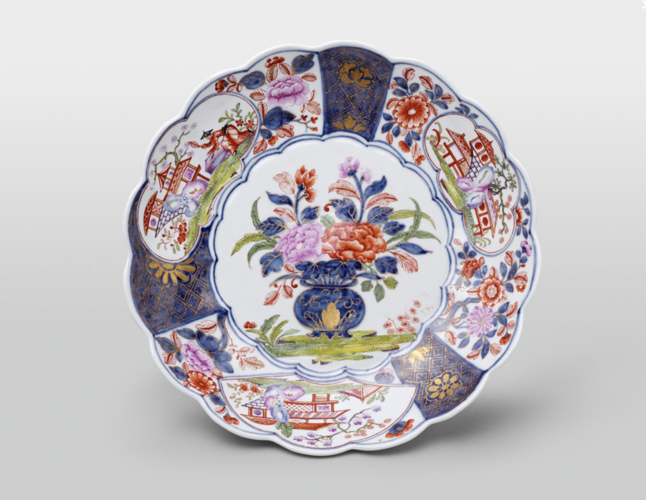 Schale mit Imari-Dekor