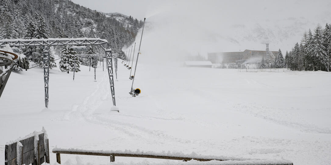 241122 Schnee im Malbun Beschneiung,