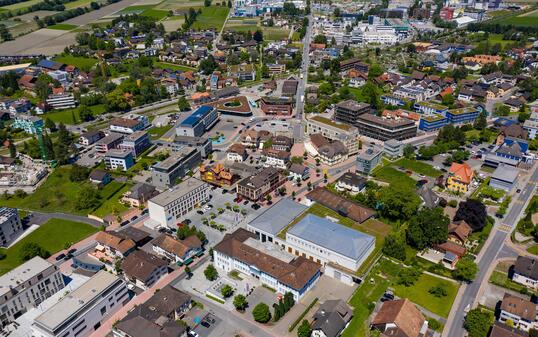 Liechtenstein Schaan Zentrum Hotel Linde Café Risch Central Zentrumsplanung