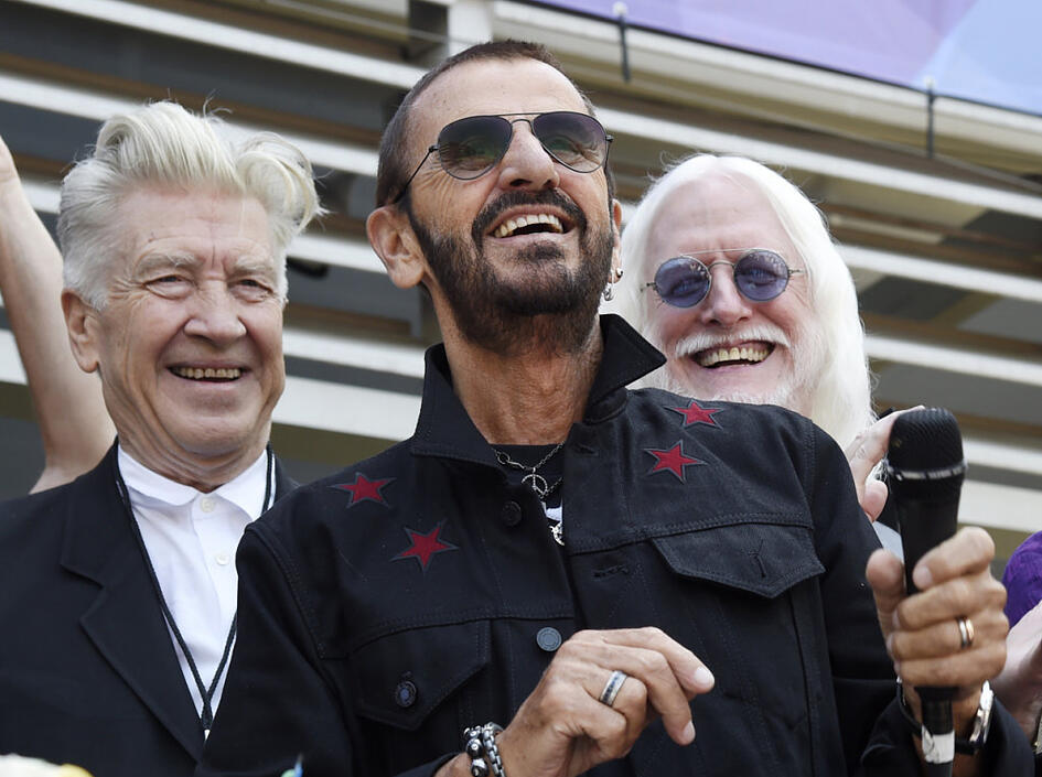 Ringo Starr und Barry Gibb sind nun Ritter - Vaterland online