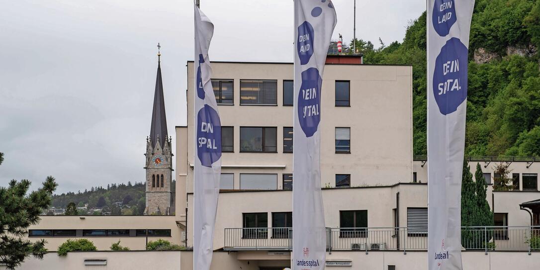 230511 Liechtensteinisches Landesspital Vaduz von Aussen