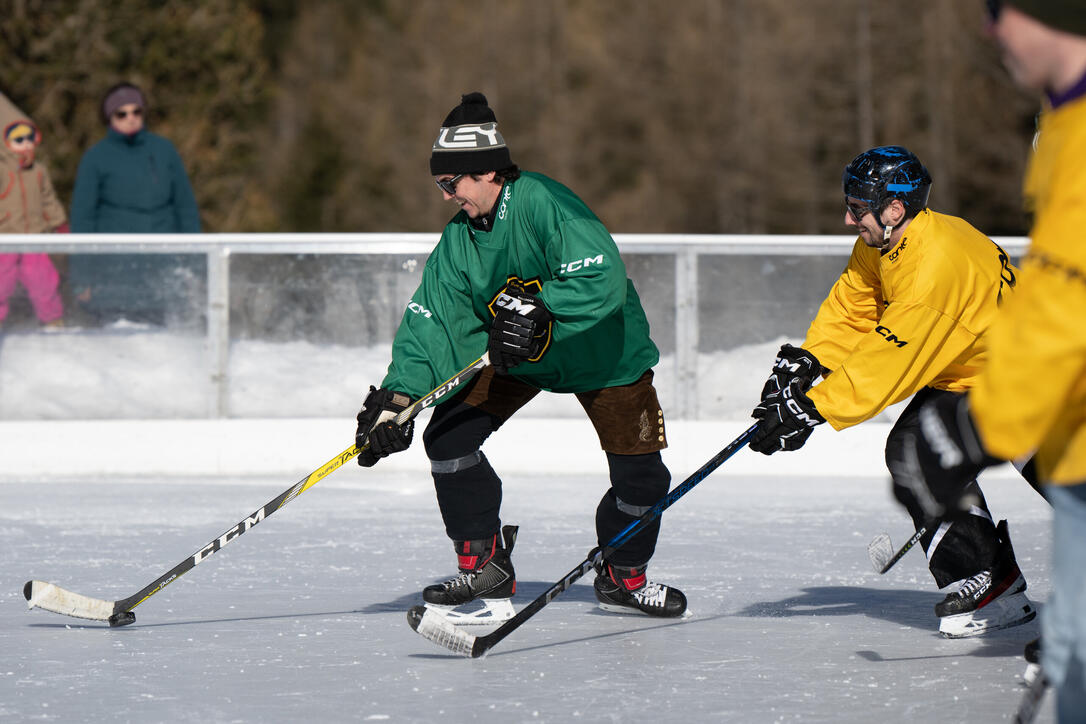 Pond Hockey Turnier in Malbun