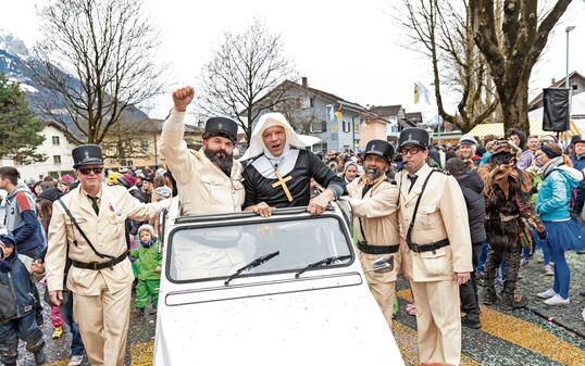 Fasnachtsumzug in Mauren