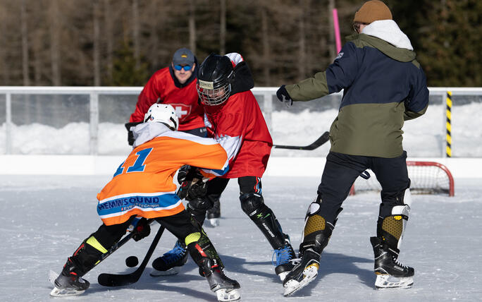 Pond Hockey Turnier in Malbun