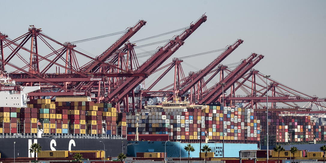 Los Angeles Port backlog has cargo traffic paralized