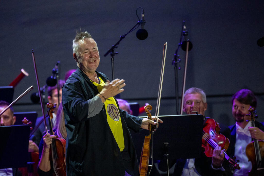 Vaduz Classic mit Nigel Kennedy und Sinfonieorchester Liechtenstein