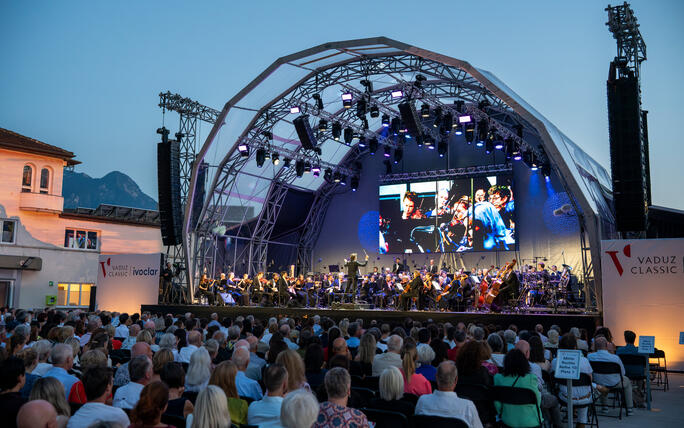 Abschlusskonzert Kevin Griffiths und das Sinfonieorchester Liech