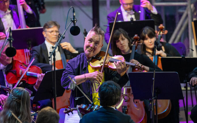 Vaduz Classic mit Nigel Kennedy und Sinfonieorchester Liechtenstein