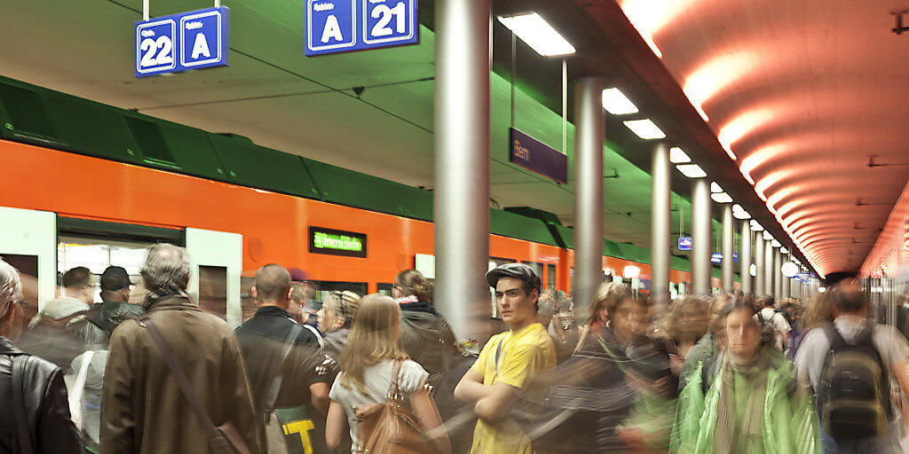 Vertrauen ist gut, Kontrolle ist besser: Die Finanzkontrolle empfiehlt Bund und Kantonen, bei den Bestellungen von Leistungen im Regionalverkehr genauer hinzuschauen.