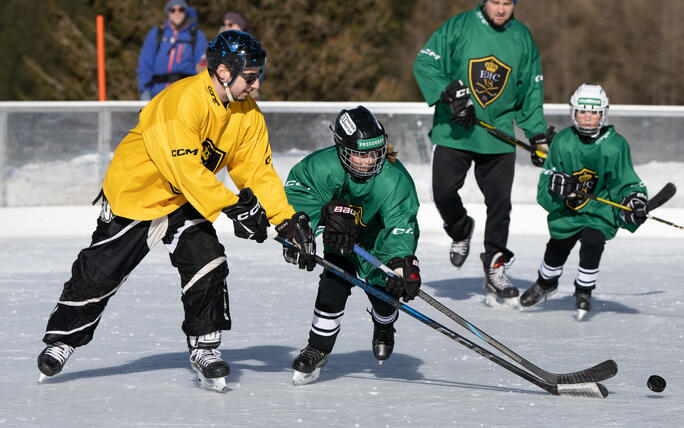 Pond Hockey Turnier in Malbun