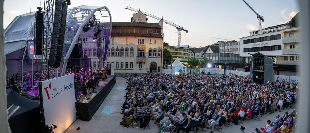 Vaduz Classic mit Nigel Kennedy und Sinfonieorchester Liechtenstein