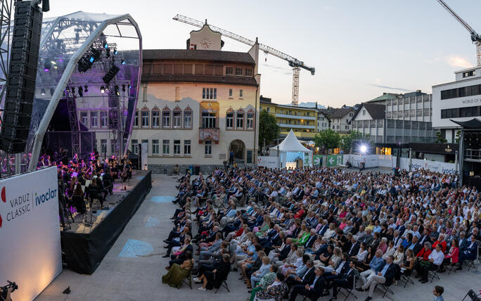 Vaduz Classic mit Nigel Kennedy und Sinfonieorchester Liechtenstein