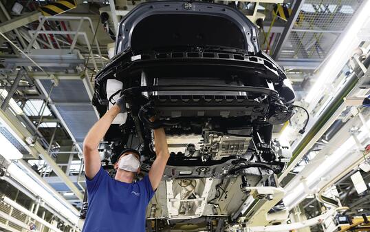 Volkswagen resumes automobile production