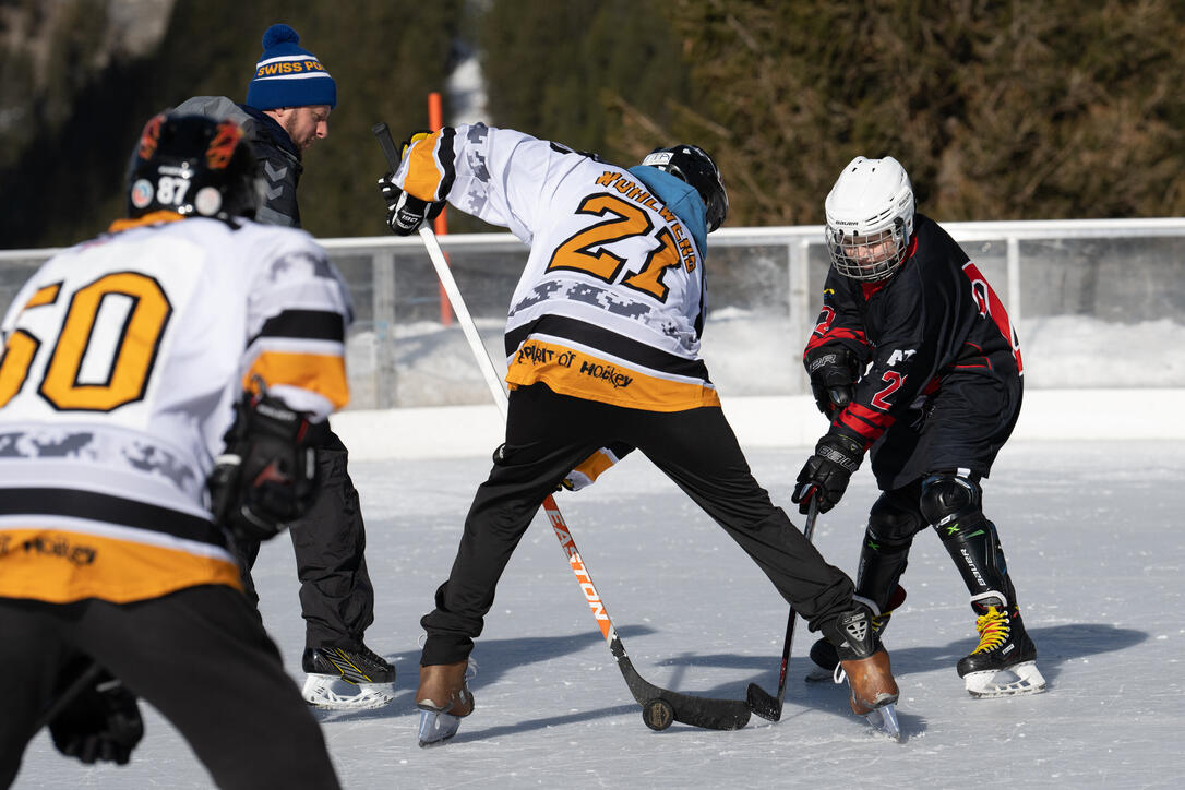 Pond Hockey Turnier in Malbun