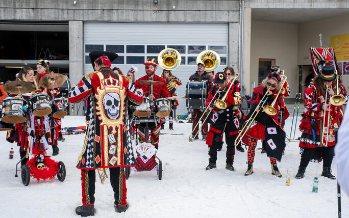 Guggenmusiken spielen in Malbun