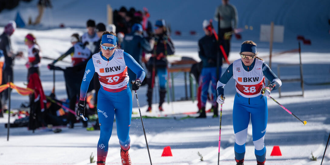 Zum Swiss Cup kehrte Riedener (l.) nach langer Krankheit wieder auf Loipe zurück.