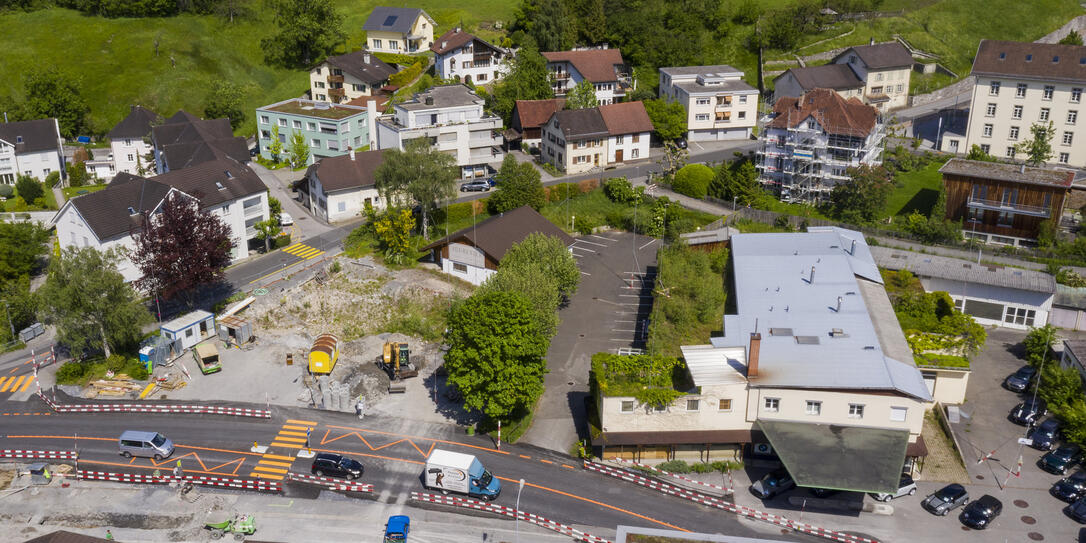 Diese Woche wurden auf dem Sonnenareal die Bauvisiere aufgestellt. Am Gestaltungsplan sind noch marginale Änderungen zu prüfen.